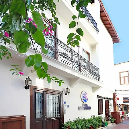 Ξενοδοχείο με διαμερίσματα Rodina