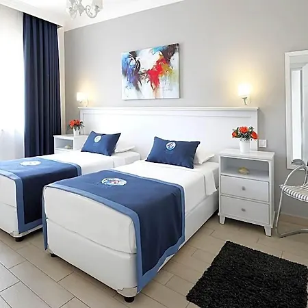 Rodina 4* Κουσάντασι
