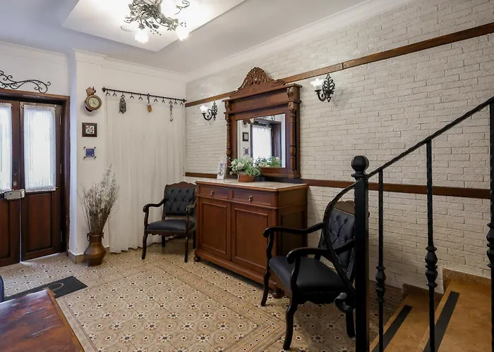 Rodina Aparthotel Kusadası